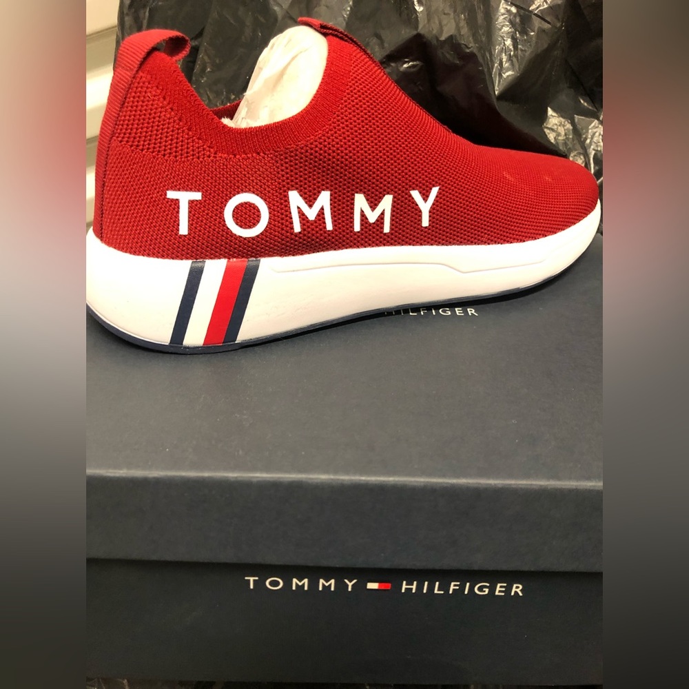 Womens Tommy Hilfiger Slip On Athletic Shoe - Red & white